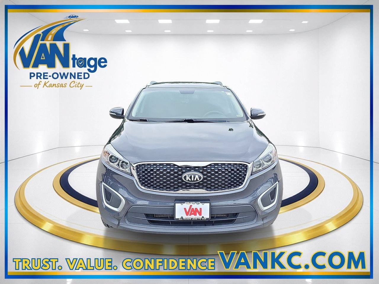 Used 2018 Kia Sorento LX with VIN 5XYPGDA34JG415618 for sale in Kansas City