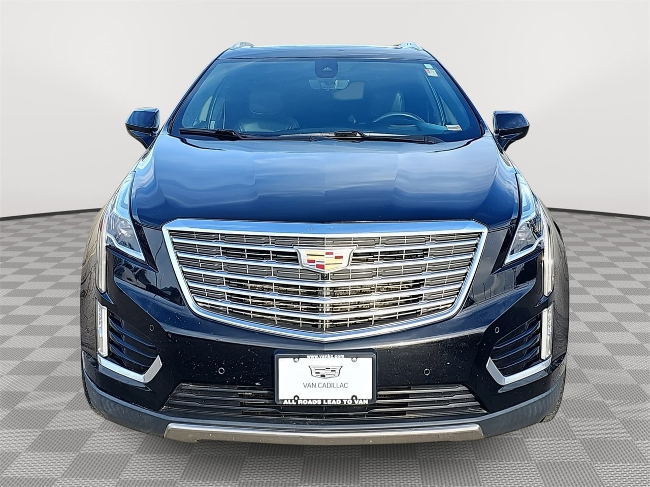 Used 2017 Cadillac XT5 Platinum with VIN 1GYKNFRSXHZ164259 for sale in Kansas City