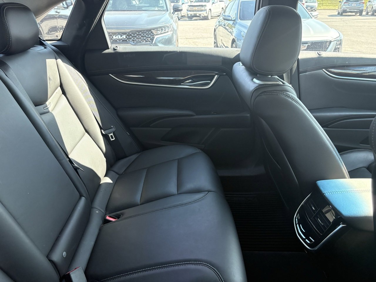 2016 Cadillac XTS Premium photo 2