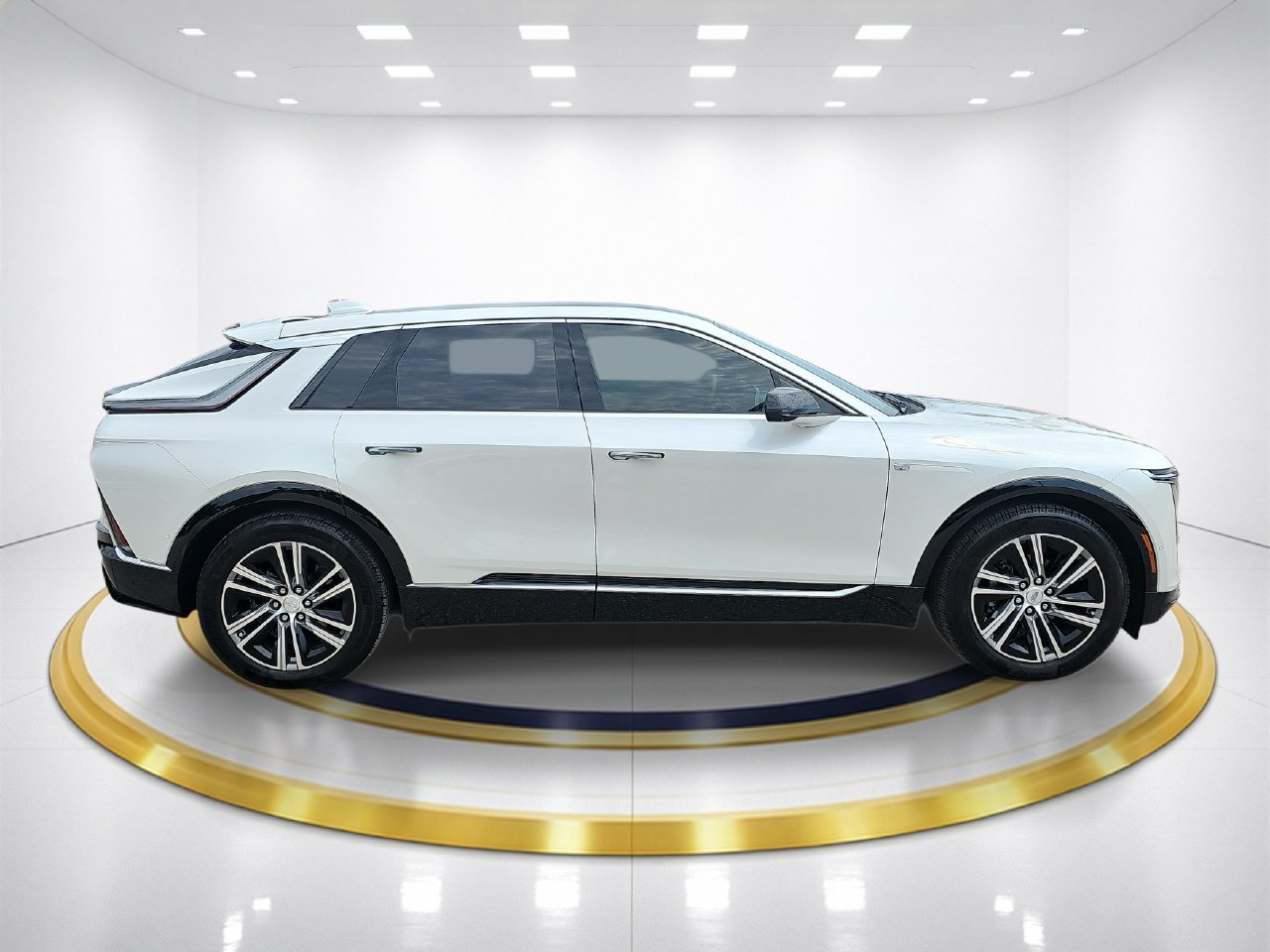 Certified 2024 CADILLAC LYRIQ Luxury SUV