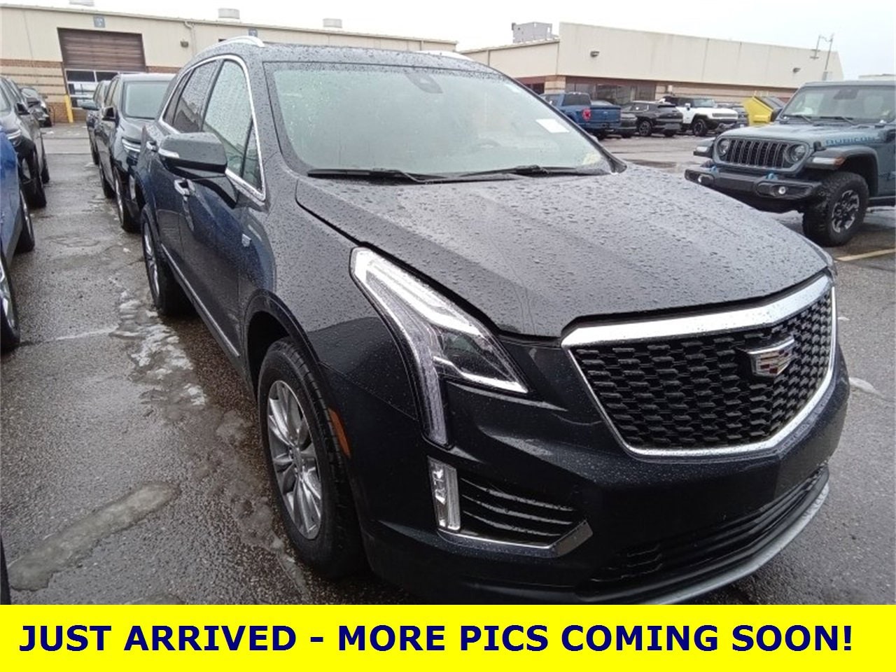 Used 2022 Cadillac XT5 Premium Luxury with VIN 1GYKNDR43NZ154433 for sale in Kansas City