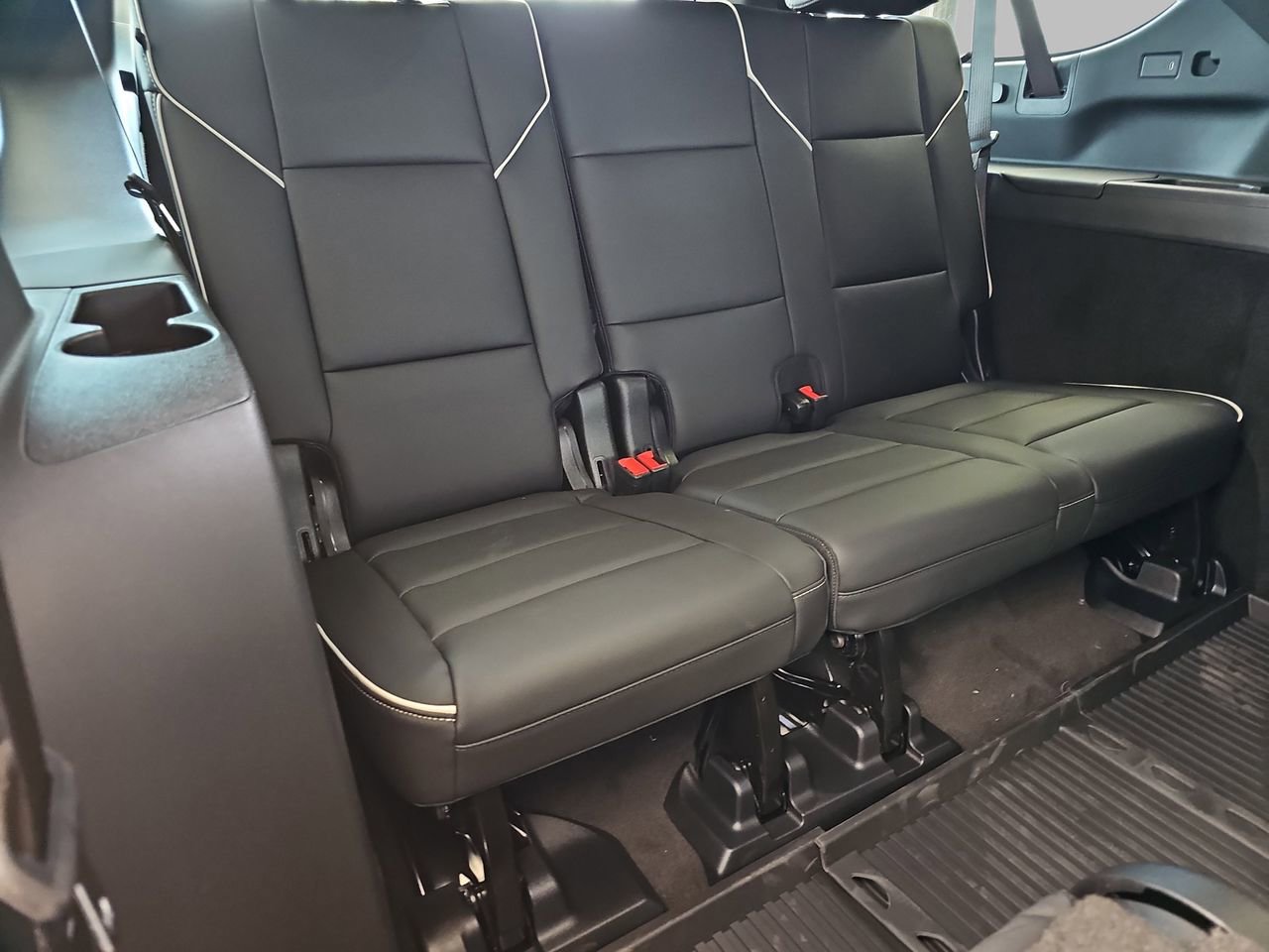 2026 Cadillac Escalade ESV Luxury - Photo 12