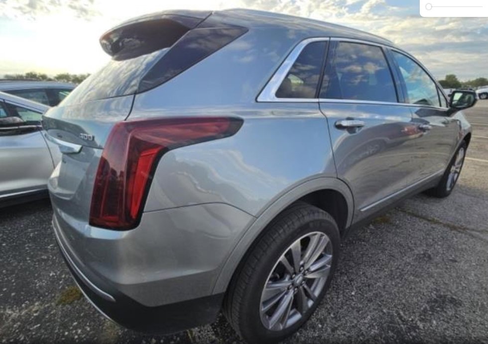 2025 Cadillac XT5 Premium Luxury photo 4