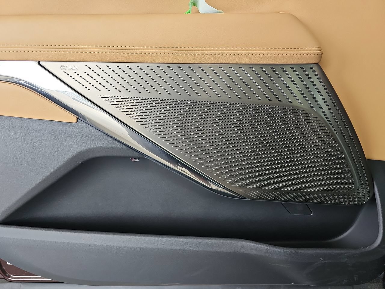 2025 Cadillac Escalade IQ Sport 2 - Photo 29