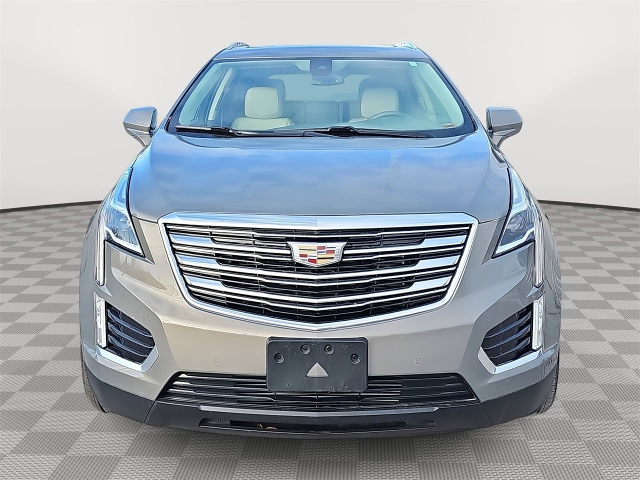 Used 2018 Cadillac XT5 Premium Luxury with VIN 1GYKNFRS6JZ223197 for sale in Kansas City