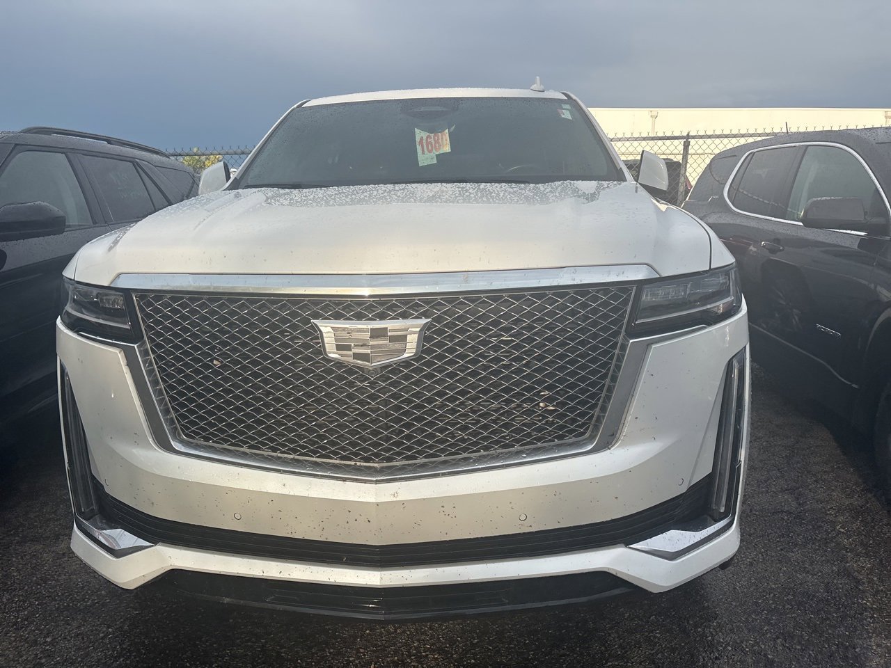 2023 Cadillac Escalade Premium Luxury photo 2
