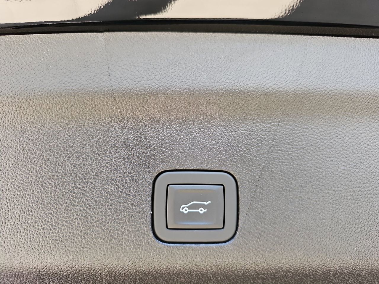 2026 Cadillac Escalade ESV Luxury - Photo 14