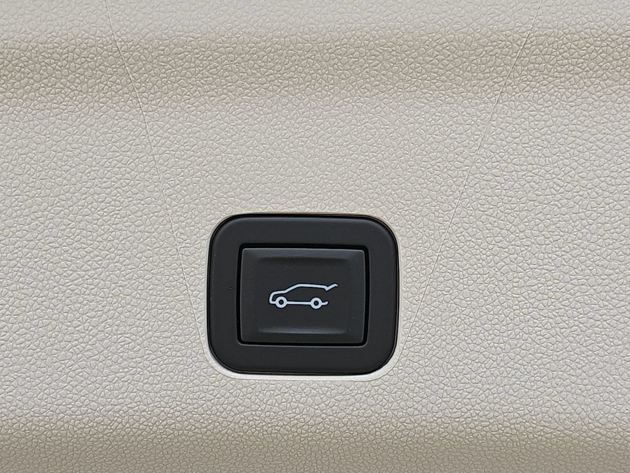 2026 Cadillac Escalade Platinum Sport - Photo 14