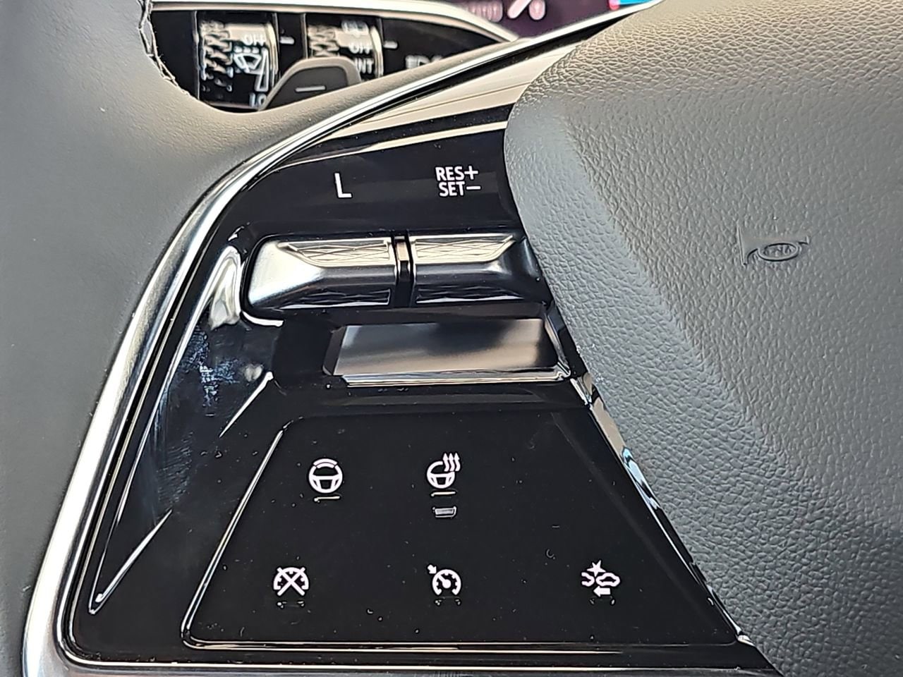 2026 Cadillac Escalade ESV Luxury - Photo 18