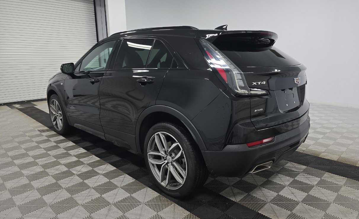 2023 Cadillac XT4 Sport's photo