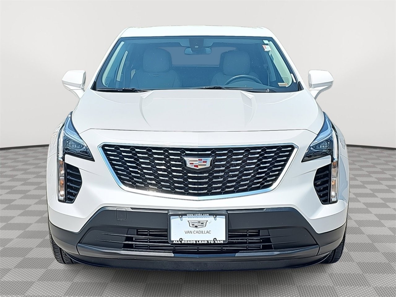 Used 2019 Cadillac XT4 Luxury with VIN 1GYAZAR4XKF209634 for sale in Kansas City