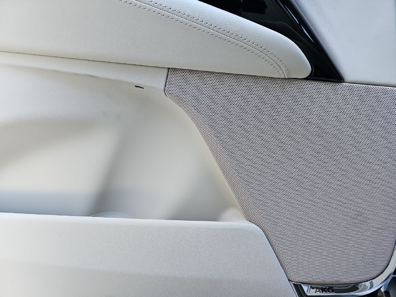 2026 Cadillac Escalade Platinum Sport - Photo 29