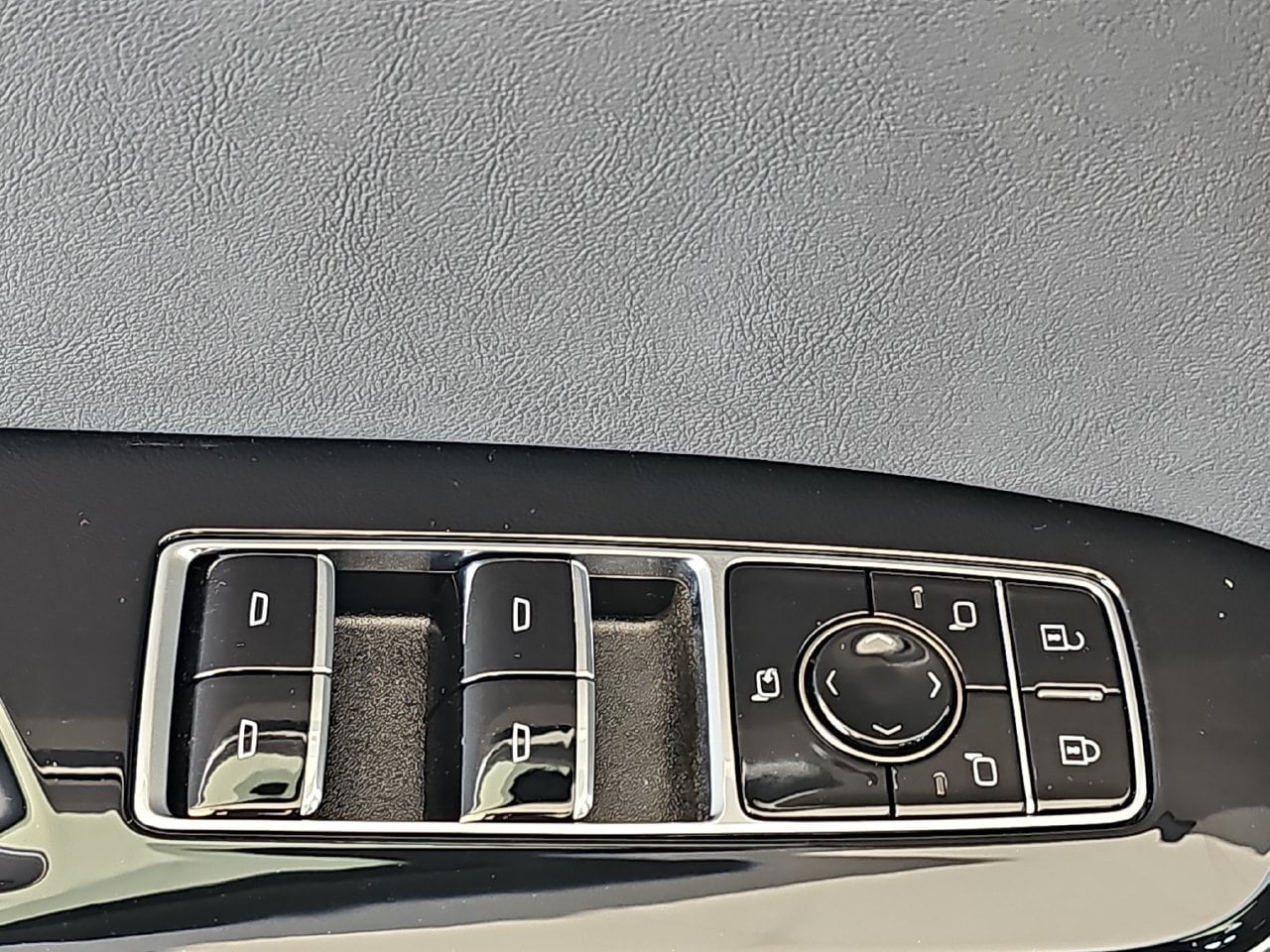 2026 Cadillac Escalade Sport - Photo 27