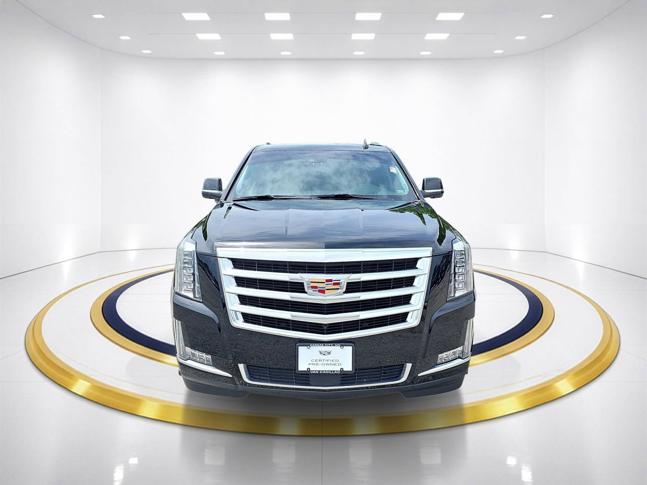 Used 2019 Cadillac Escalade Premium Luxury with VIN 1GYS4CKJ6KR333770 for sale in Kansas City