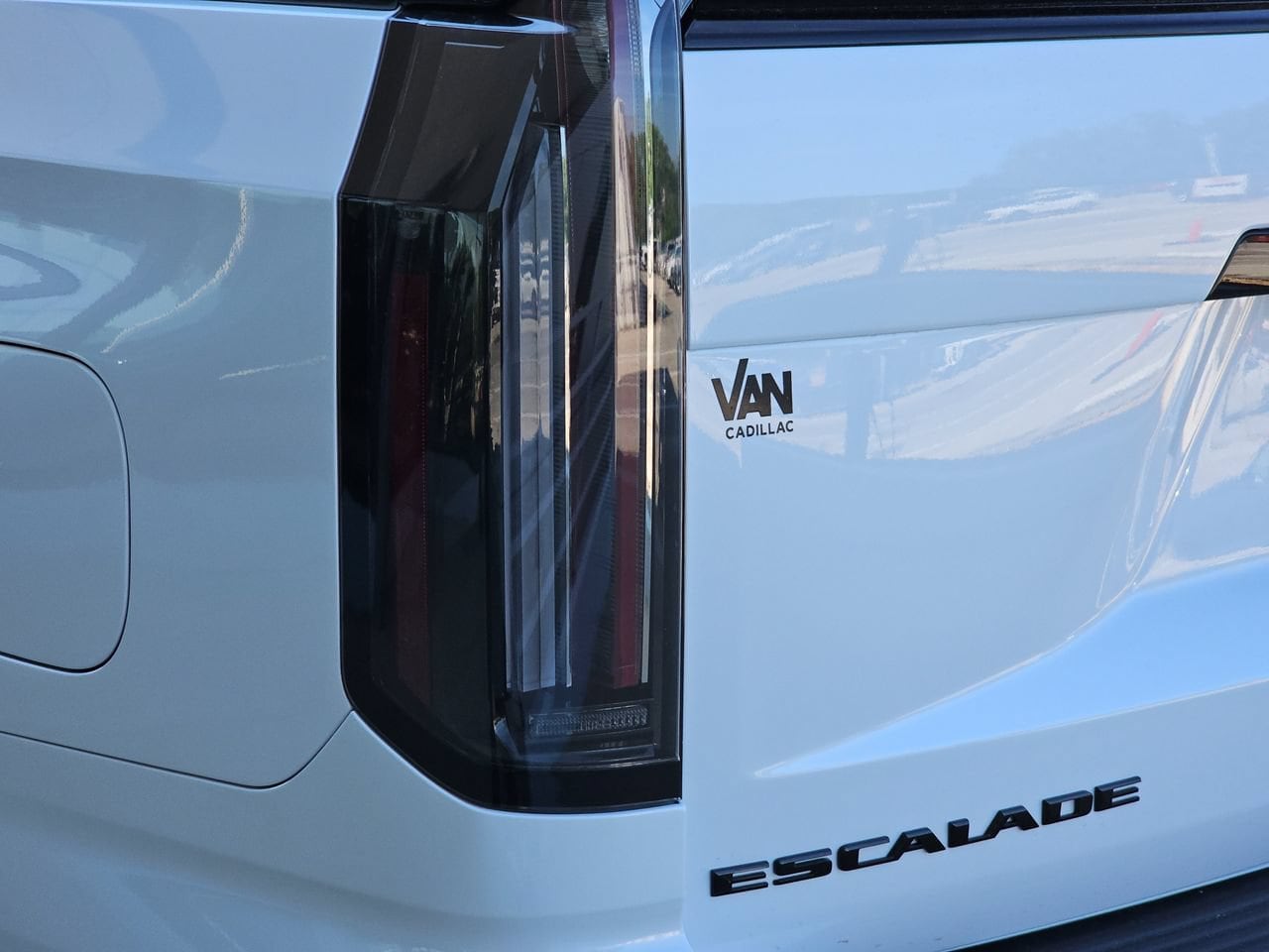 2026 Cadillac Escalade Platinum Sport - Photo 37