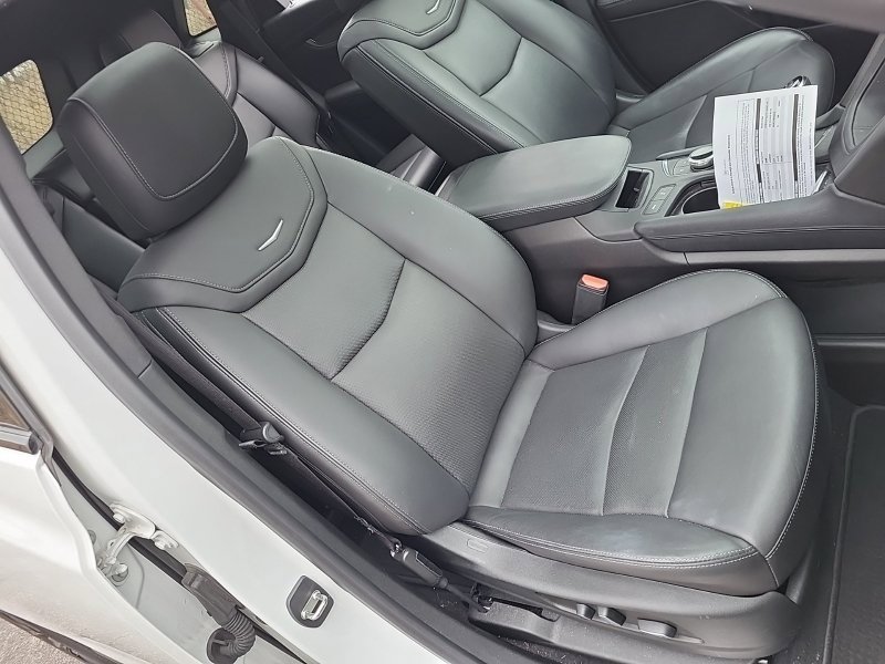 2022 Cadillac XT5 Sport photo 4