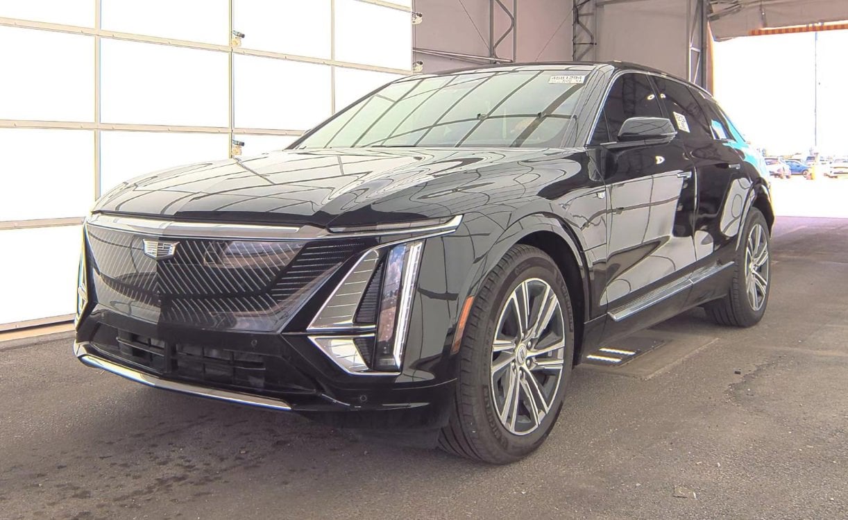 Certified 2024 Cadillac LYRIQ Luxury 2 with VIN 1GYKPRRL4RZ117315 for sale in Kansas City, MO