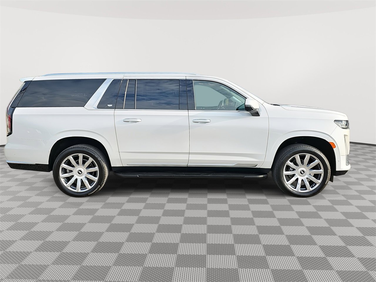 2022 Cadillac Escalade ESV Premium Luxury Platinum photo 4