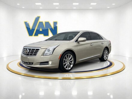 2014 CADILLAC XTS Luxury Sedan