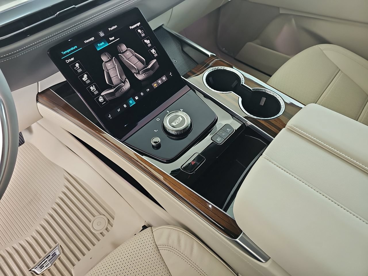 2026 Cadillac Escalade Platinum Sport - Photo 26