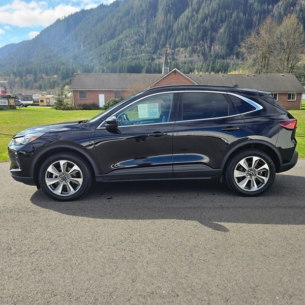 2024 Ford Escape Platinum