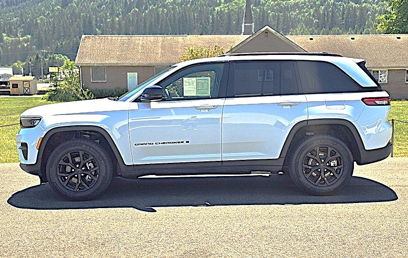 2024 Jeep Grand Cherokee Altitude's photo