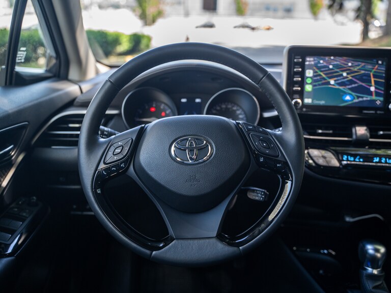 2021 Toyota C-HR full