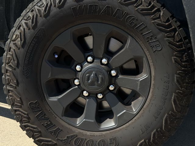 Used 2024 Hydro Blue Pearlcoat Ram Power Wagon image 9