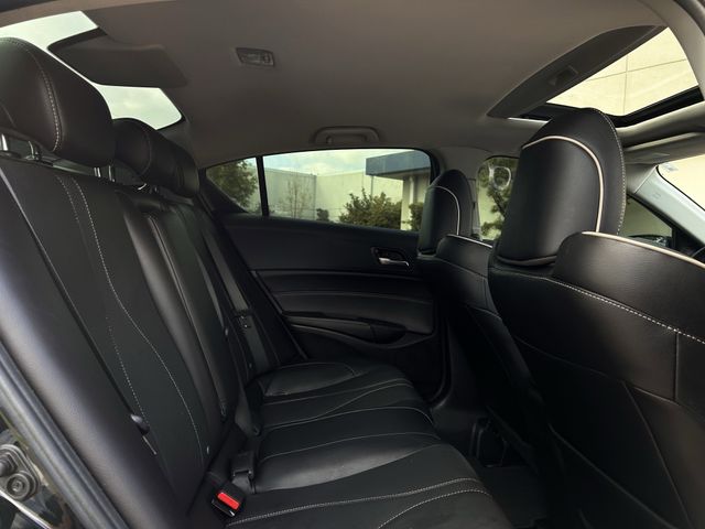 Used 2021 Majestic Black Pearl Acura Premium Package image 30