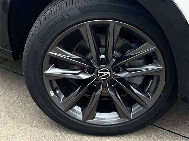 Used 2025 Platinum White Pearl Acura A-Spec Package image 10