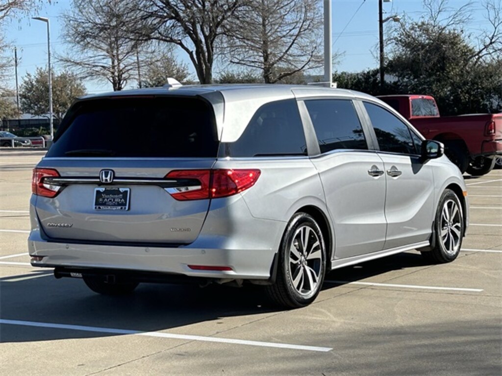 Used 2022 Honda Odyssey Touring Van