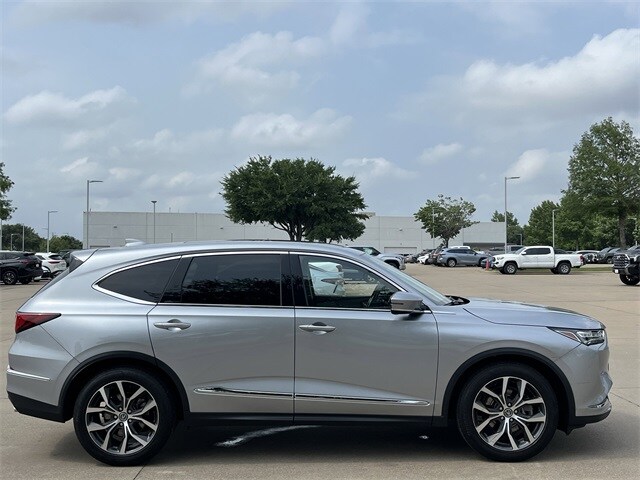 2024 Acura MDX Technology SH-AWD photo 3