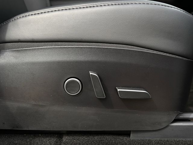 Used 2021 Pearl White Multi-Coat Tesla Long Range image 25