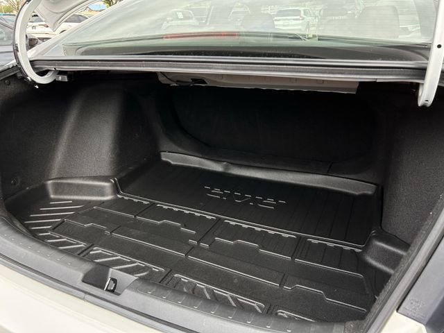 Used 2024 Platinum White Pearl Honda Sport image 34