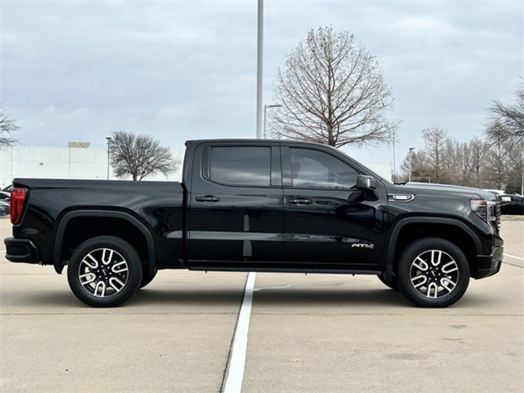 Used 2023 GMC Sierra 1500 AT4 Truck Crew Cab