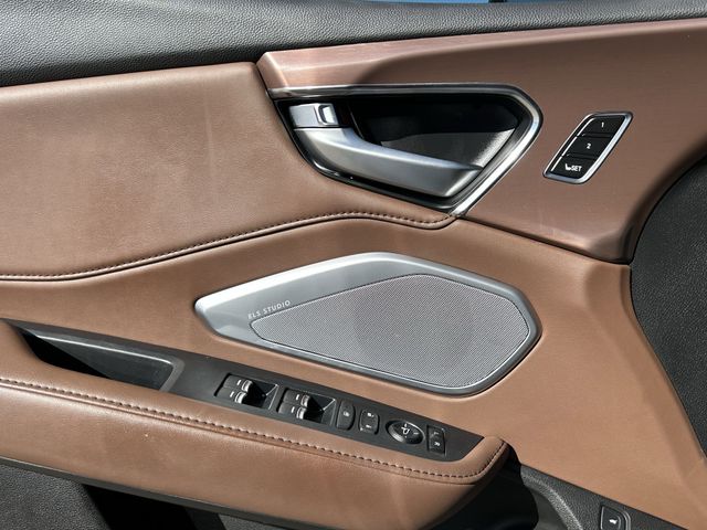 Certified Used 2022 Platinum White Pearl Acura Technology Package image 29