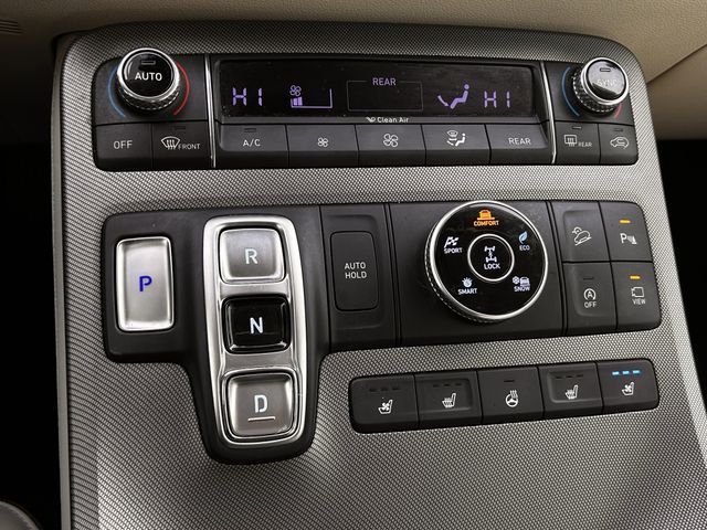 Used 2021 Hyper White Hyundai Calligraphy image 24