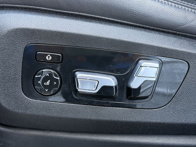 Used 2021 Carbon Black Metallic BMW M50i image 27