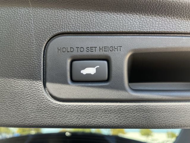 Used 2026 Solar Silver Metallic Acura Technology Package image 34