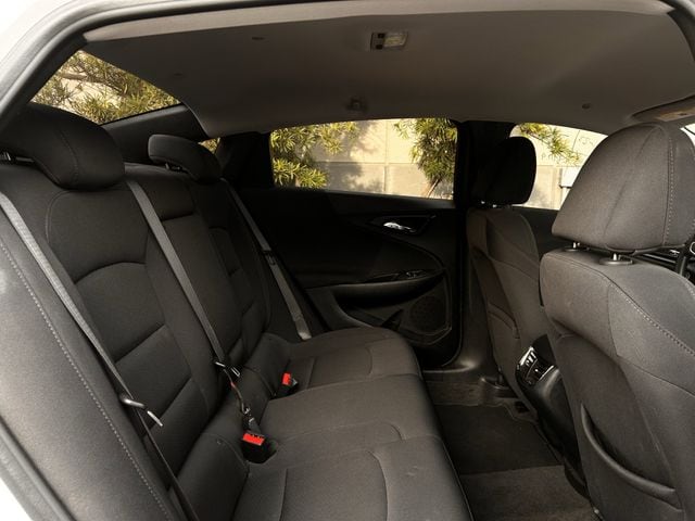 Used 2020 Summit White Chevrolet LT image 31