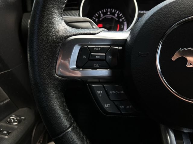 Used 2019 Oxford White Ford Ecoboost image 13