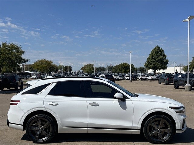 2024 Genesis GV70 2.5T Sport Prestige photo 2