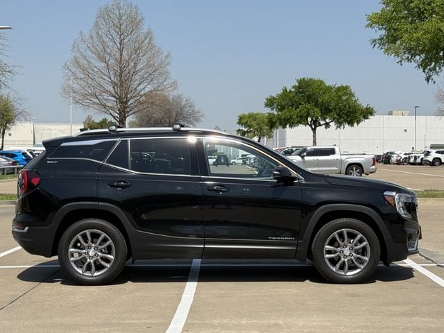 Used 2024 Ebony Twilight Metallic GMC SLT image 3