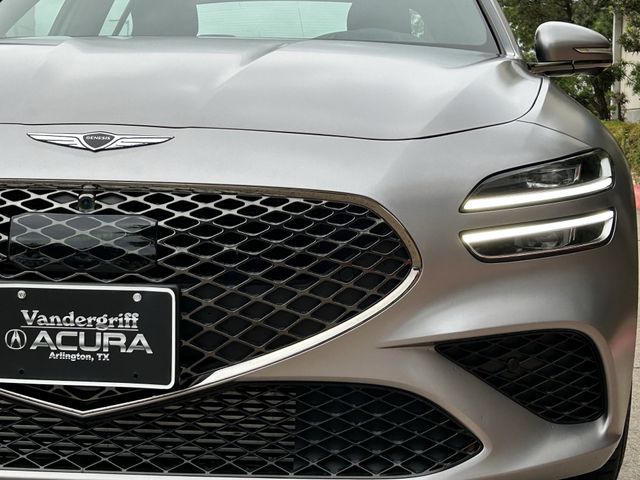 Used 2024 Bond Silver Genesis 3.3T Sport Advanced image 10