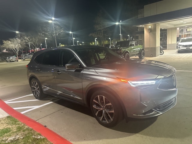 2023 Acura MDX FWD with Technology Package
