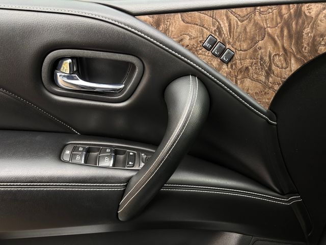 Used 2021 Graphite Shadow INFINITI Premium Select image 28