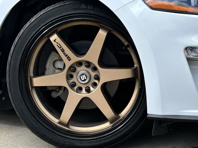 Used 2019 Oxford White Ford Ecoboost image 9