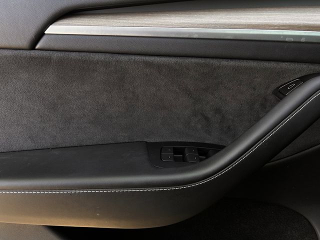 Used 2024 Stealth Gray Tesla Long Range image 24