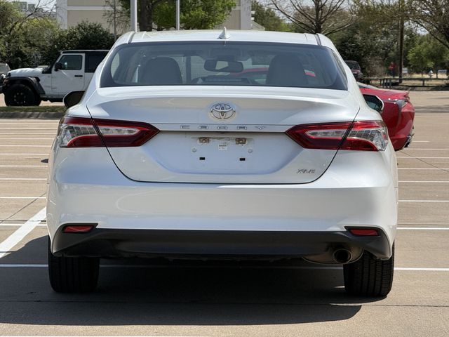 Used 2019 Wind Chill Pearl Toyota XLE image 5