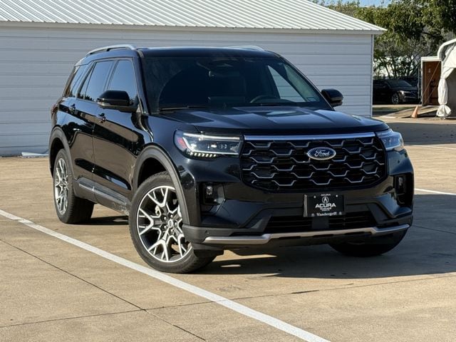 Used 2025 Agate Black Metallic Ford Platinum image 2